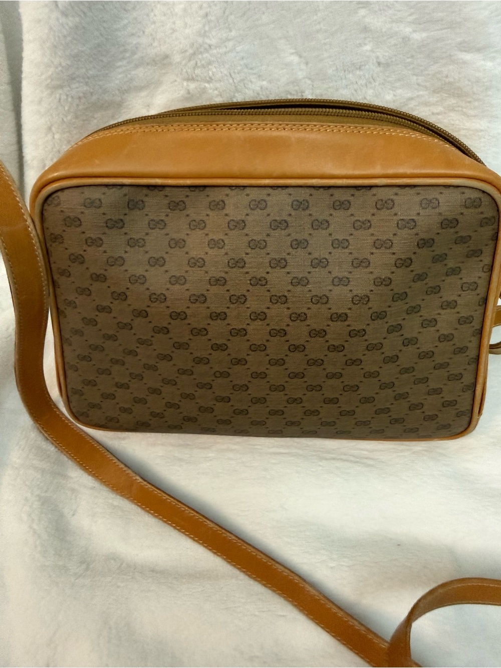 Gucci Brown GG Canvas Crossbody with Red and Green Web - Picture 10 of 14